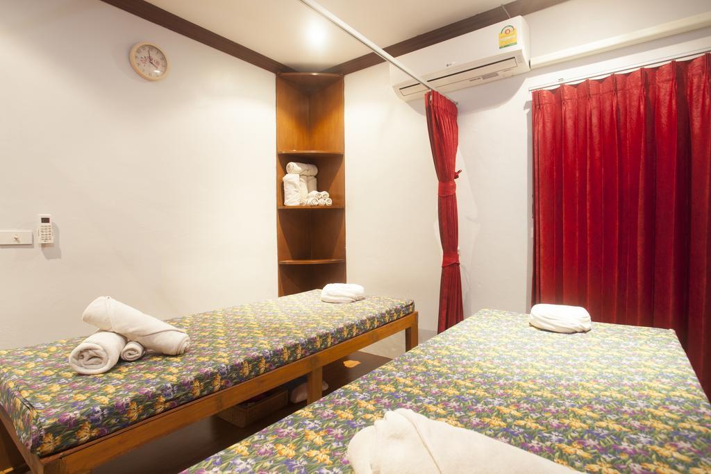 Hip Yaya Residences Patong Eksteriør bilde