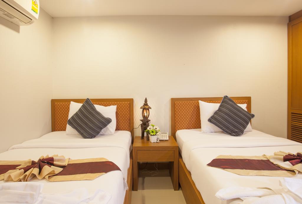 Hip Yaya Residences Patong Eksteriør bilde