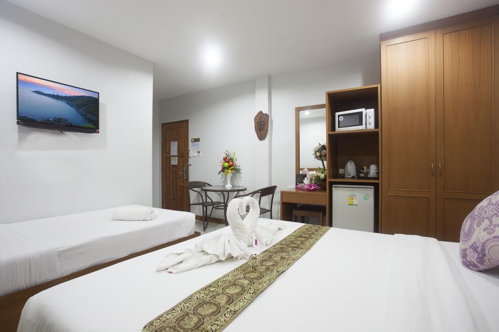 Hip Yaya Residences Patong Eksteriør bilde