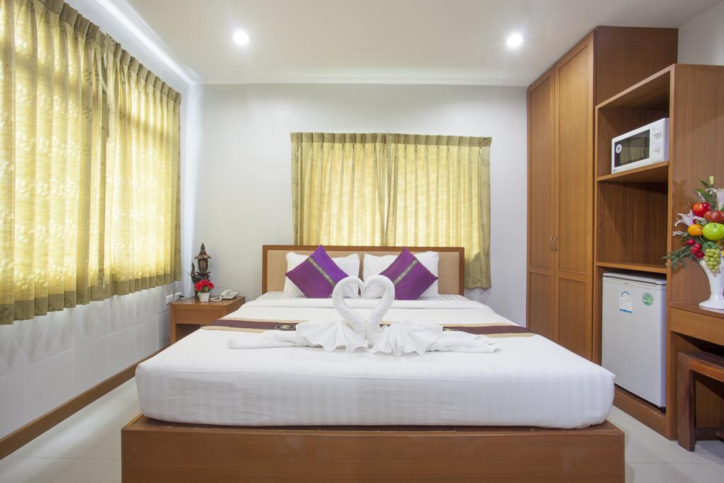 Hip Yaya Residences Patong Eksteriør bilde