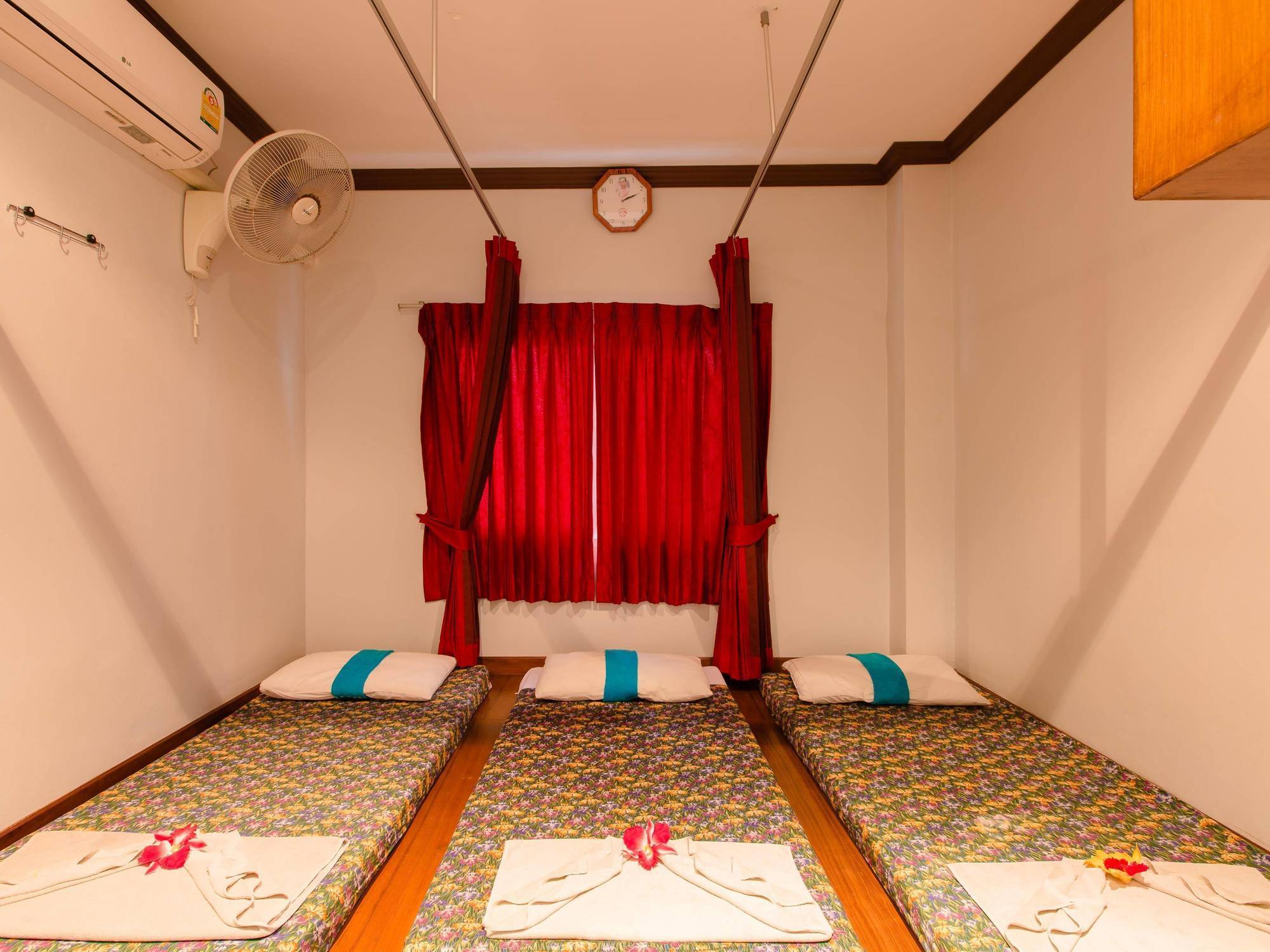 Hip Yaya Residences Patong Eksteriør bilde