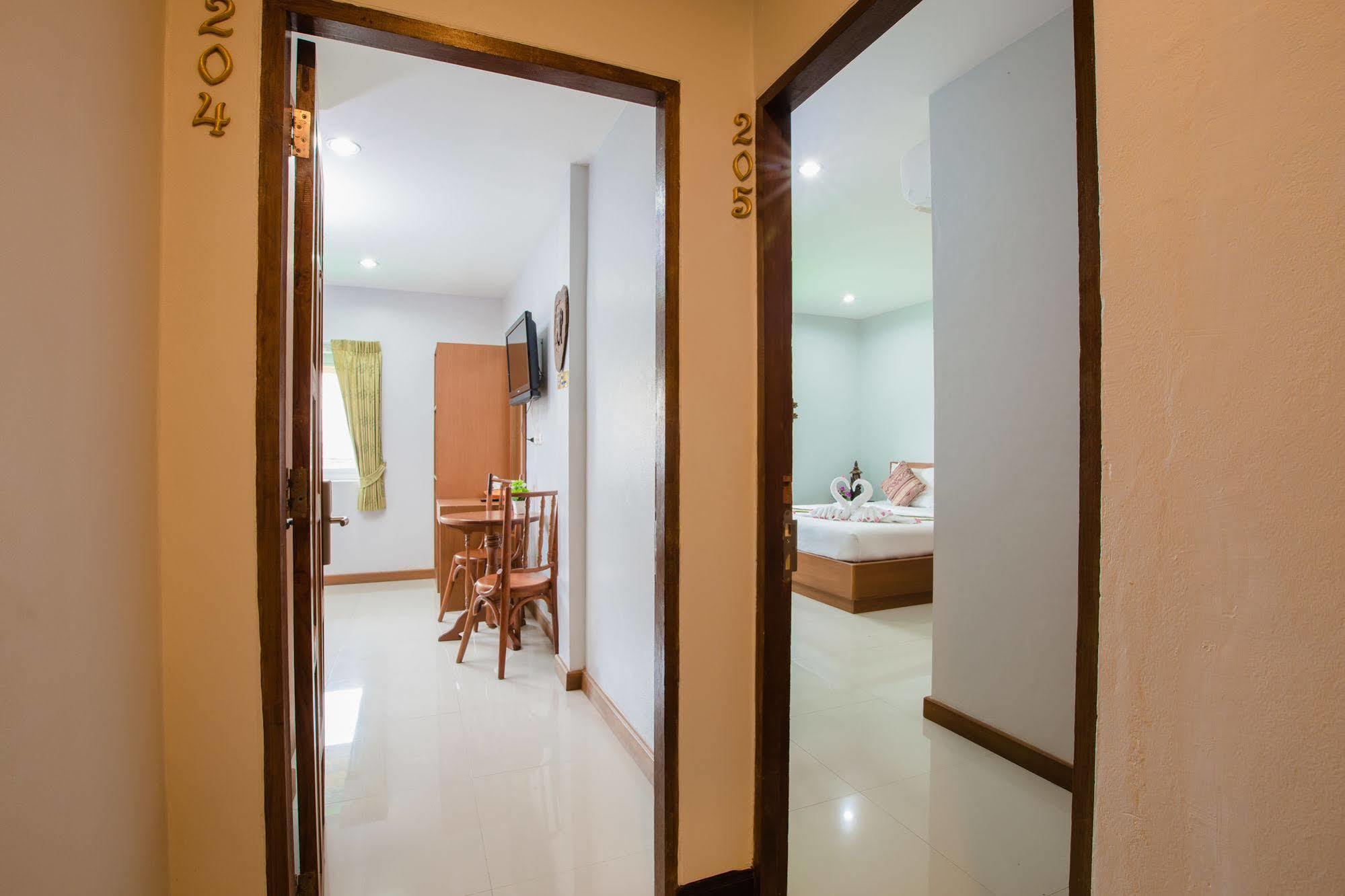 Hip Yaya Residences Patong Eksteriør bilde