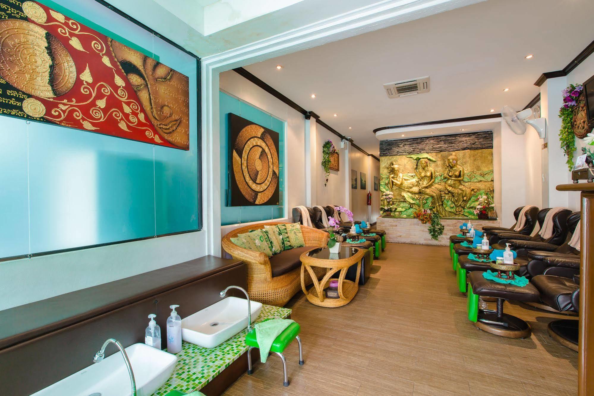 Hip Yaya Residences Patong Eksteriør bilde